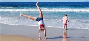 Striking the Right Balance: Kids, Screens, and Summer Wellbeing