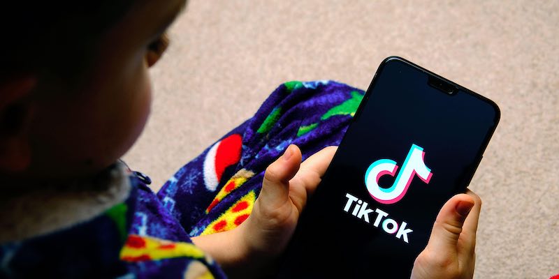 The Pros and Cons of TikTok for Children:  What Parents Need to Know